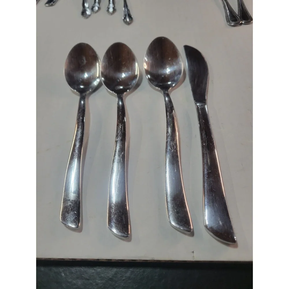 Royal 18/10 Stainless Steel Flatware 4pc Set 3 Teaspoons 1 Knife Modern Curved‎